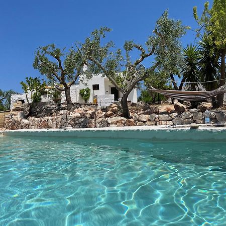 Casa Giuliveto - Charmantes Ferienhaus Mit Privatpool In Olivenhain Ostuni Luaran gambar
