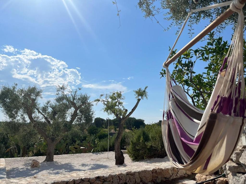 Casa Giuliveto - Charmantes Ferienhaus Mit Privatpool In Olivenhain Ostuni Luaran gambar